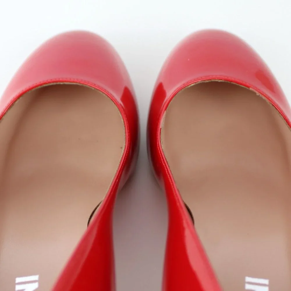 NEW POLLINI FOOTWEAR Patent Leather Pumps – Bold, Chic & Comfy Block Heels